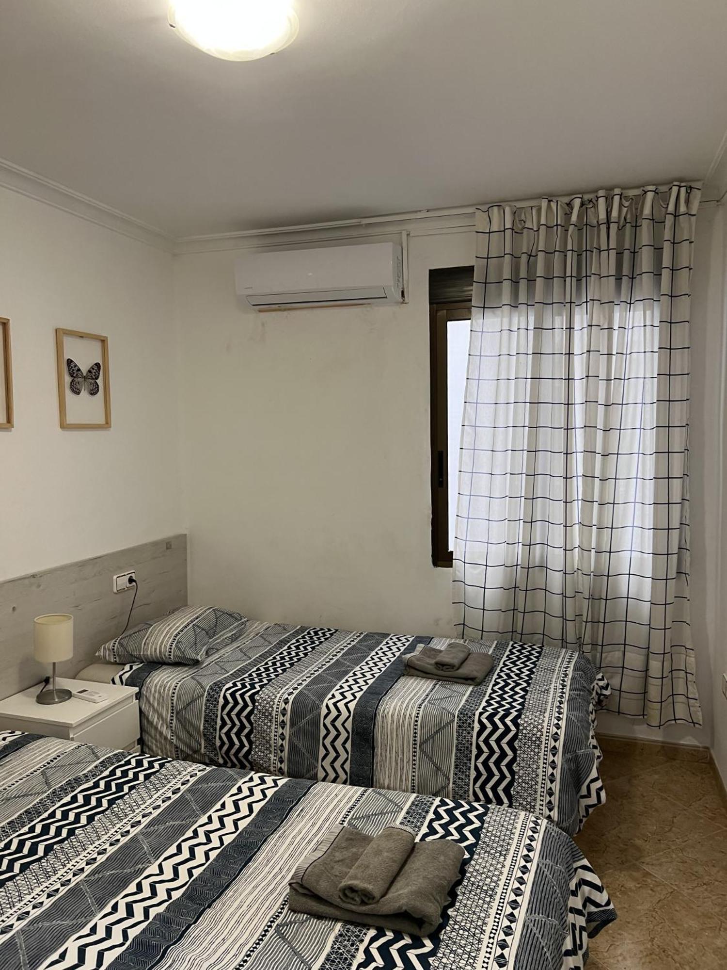 Moderno Y Acogedor Apartamento Para 6 Personas Valensiya Dış mekan fotoğraf