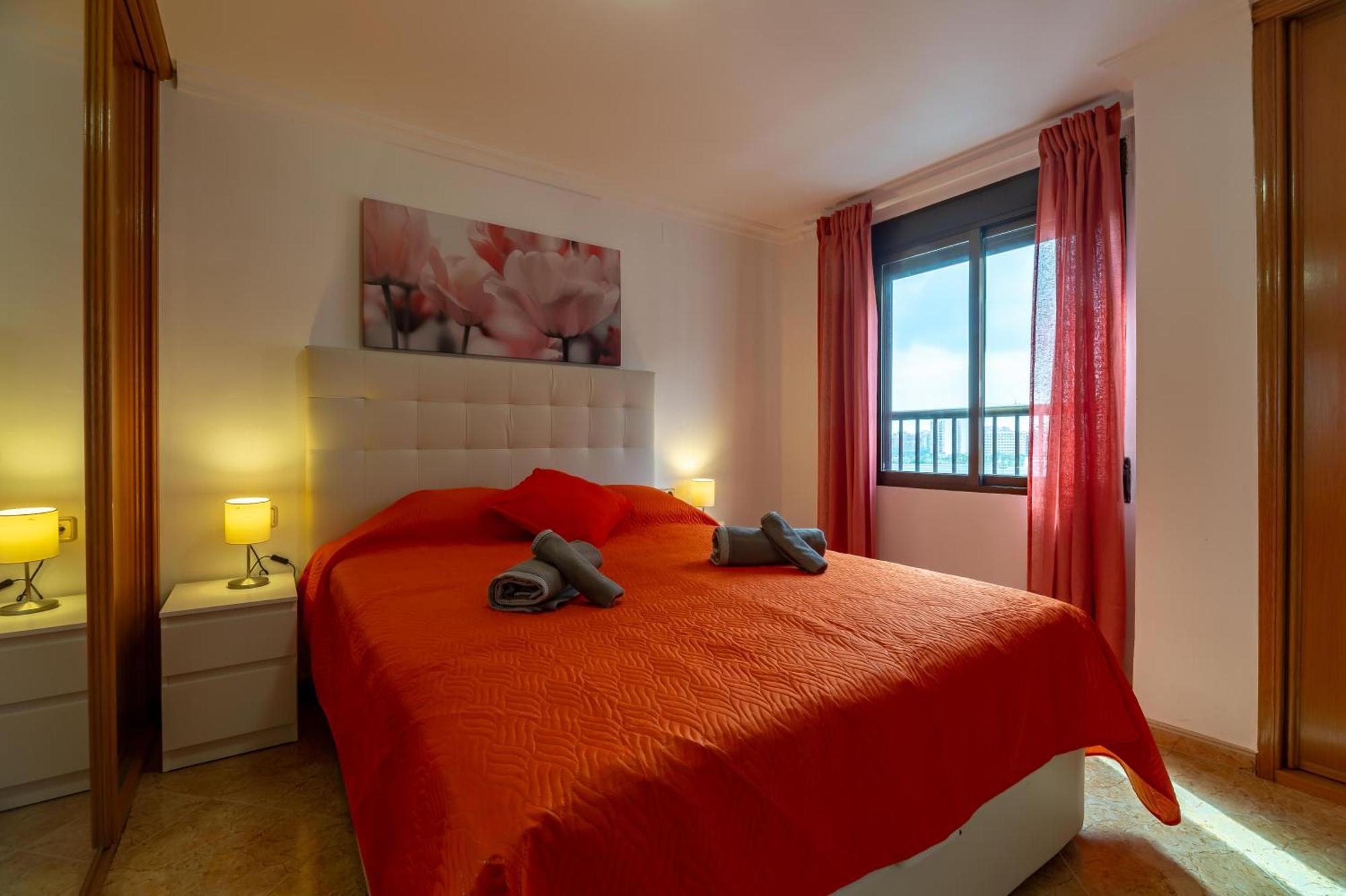 Moderno Y Acogedor Apartamento Para 6 Personas Valensiya Dış mekan fotoğraf